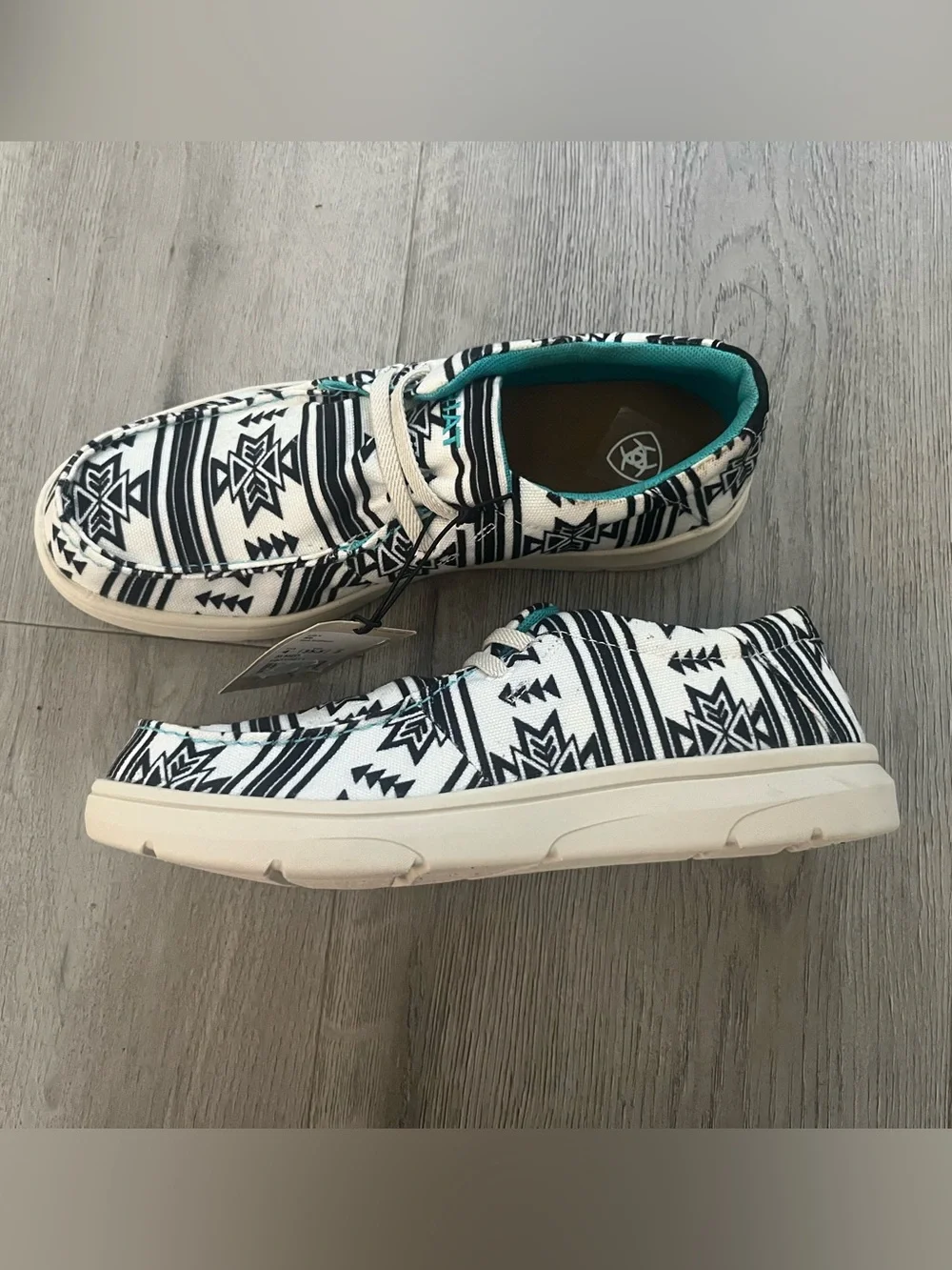 Ariat Hilo Black & White Patterned Kids Sneakers with Teal Lining